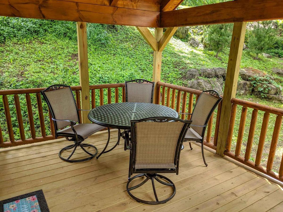 Elise Cabin Forest Retreat 5 Mins To Downtown Chattanooga Exterior photo